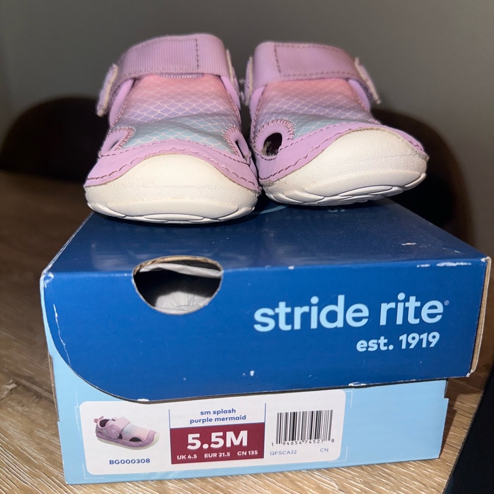 Stride Rite - Picture 2 of 13
